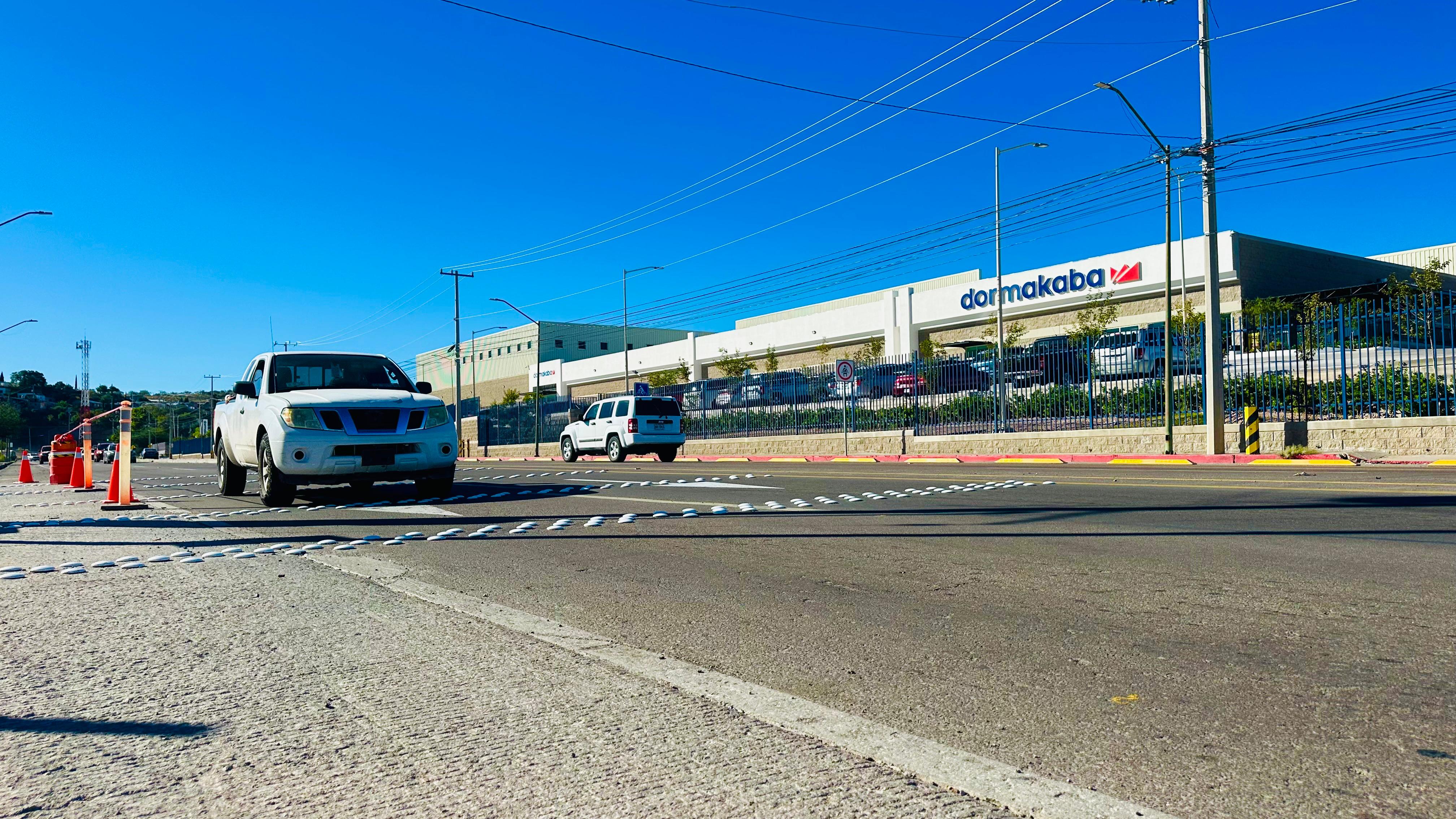 Instalarán reductores en bulevar 2000