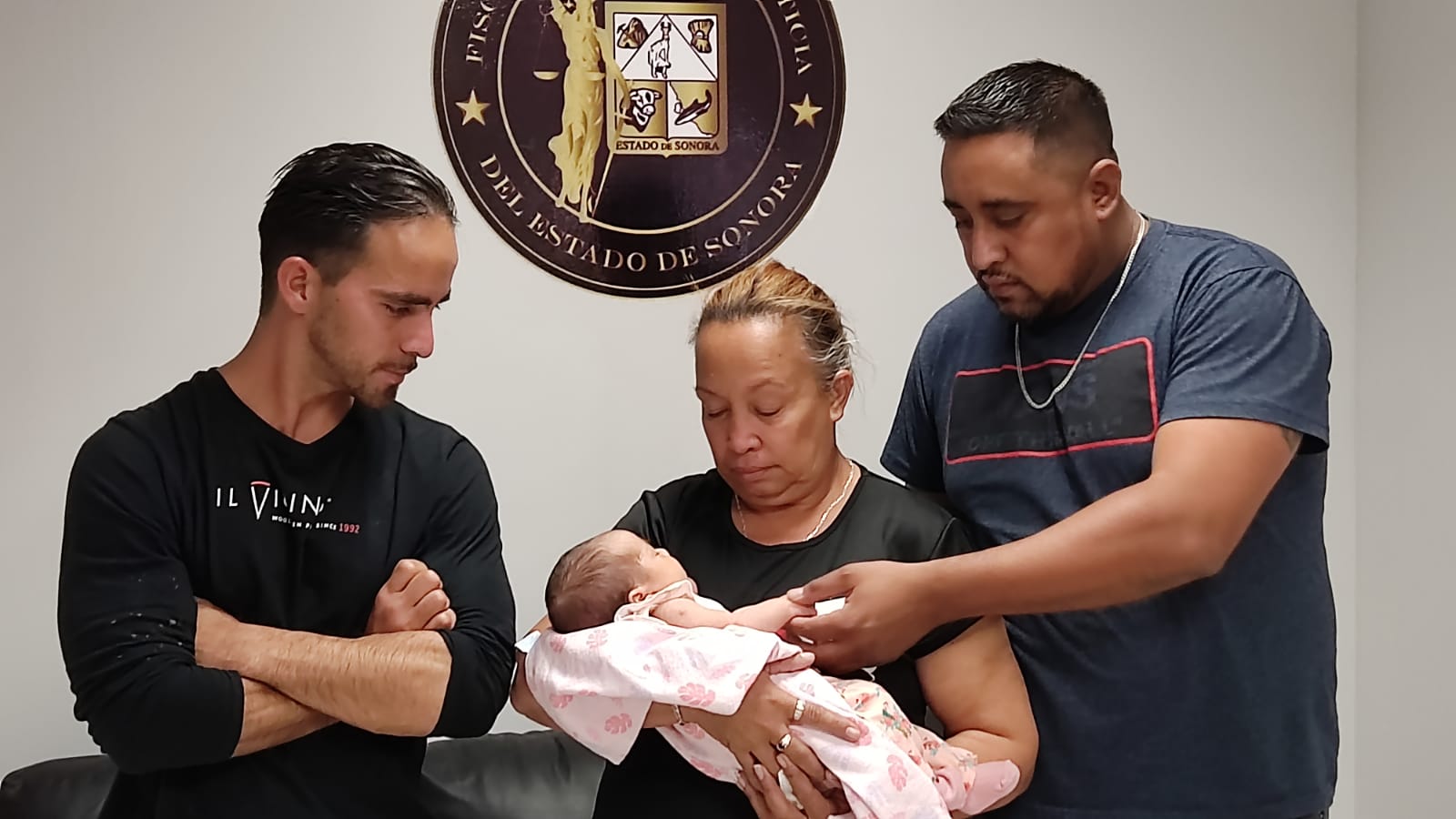 APOYARÁ JUAN GIM NOGALES A LA PEQUEÑA ALISON, NIÑA RESCATADA, Y A SU FAMILIA