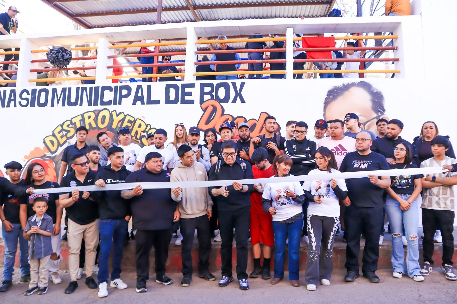 Encabeza alcalde homenaje al entrenador José Santos Moreno