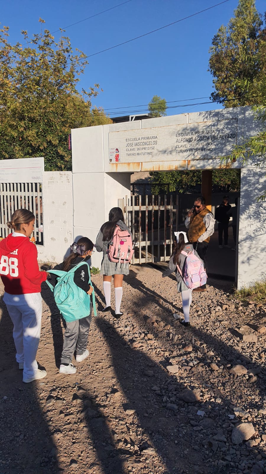CONFIRMAN LA ENTRADA A CLASES UNA HORA MÁS TARDE HASTA MARZO