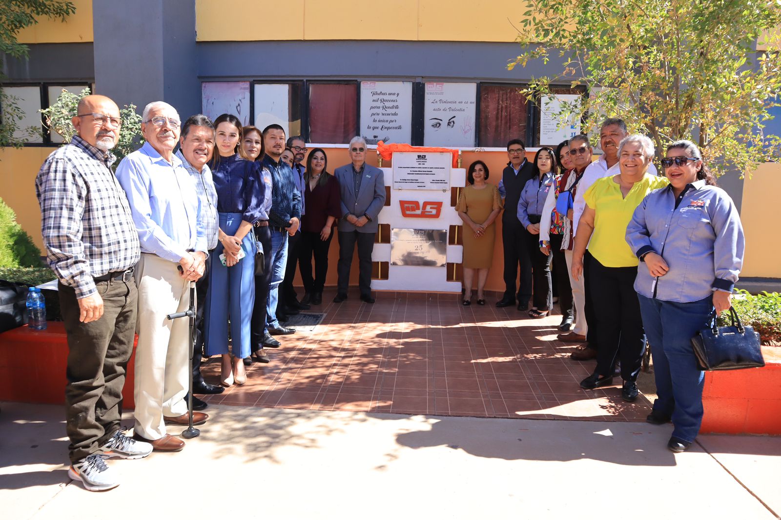 PARTICIPA ALCALDE EN CEREMONIA DE ANIVERSARIO DEL COBACH NOGALES I