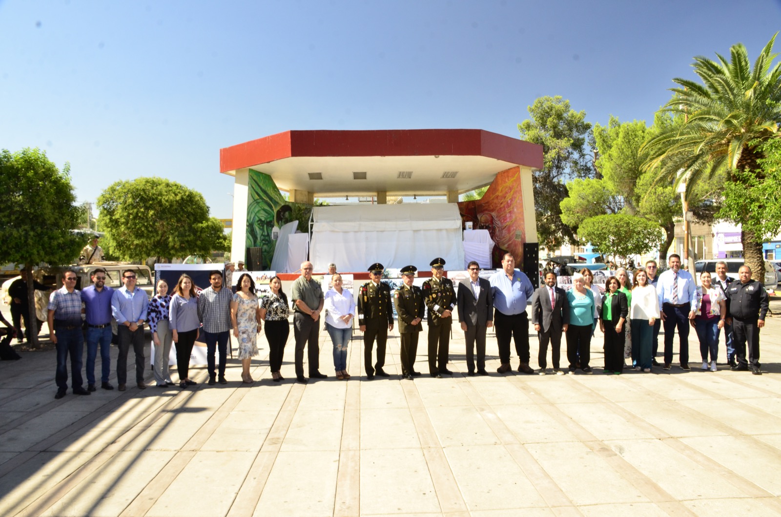 ENCABEZA ALCALDE JUAN GIM, CEREMONIA CONMEMORATIVA DE LA ADUANA Y DEL HEROICO COLEGIO MILITAR