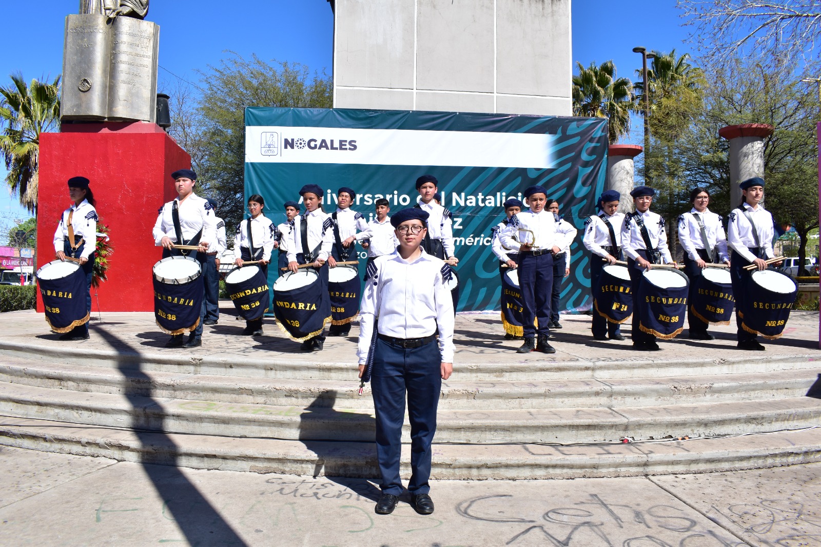 CELEBRAN 218 ANIVERSARIO DE NATALICIO DE BENITO JUÁREZ