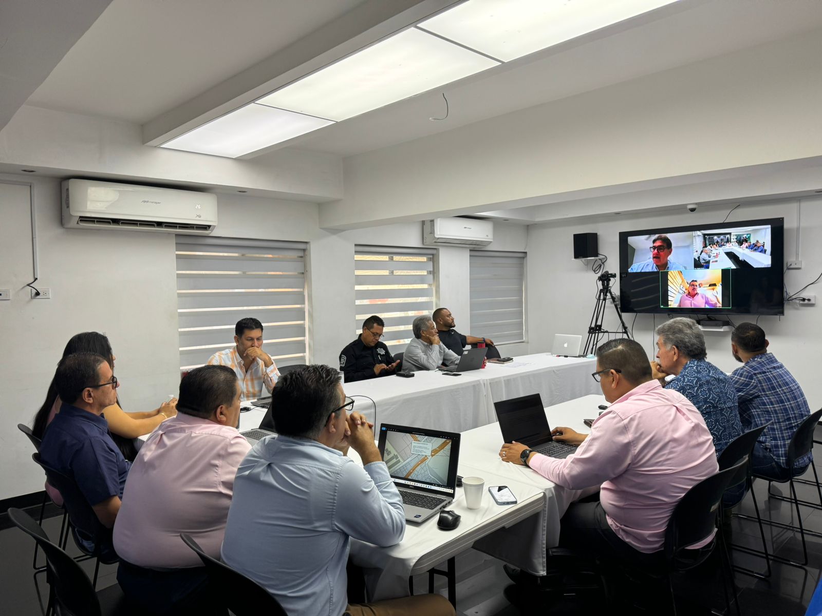 AVANZA CON RESULTADOS DISTRIBUCIÓN DE AGUA