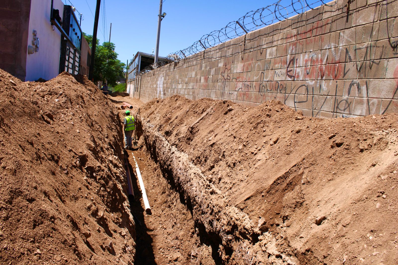 Supervisan obra en colonia Los Tápiros