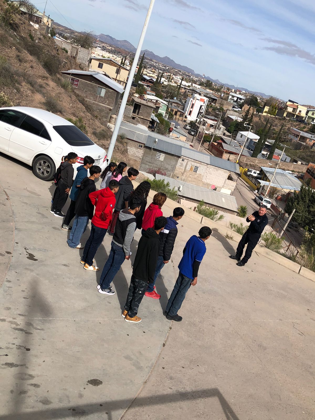 LLEVAN JORNADA DE PREVENCIÓN A LA POPULOSA COLONIA SAN CARLOS