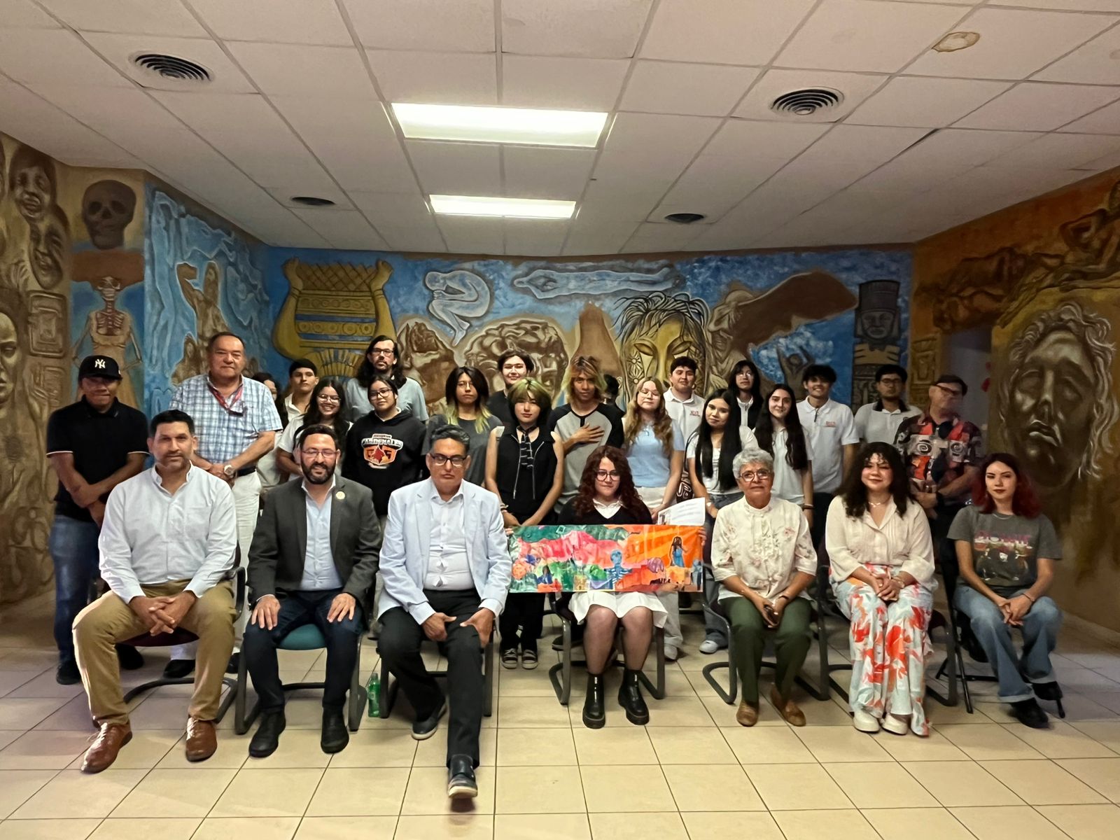 Reconocen a ganadora del Concurso de Mural de IMFOCULTA