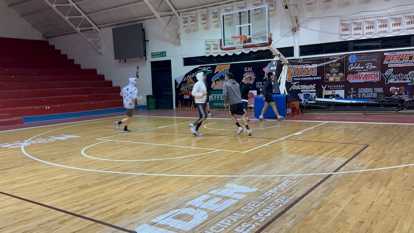 TODO LISTO PARA EL ESTATAL DE BASQUETBOL EN ESTA FRONTERA