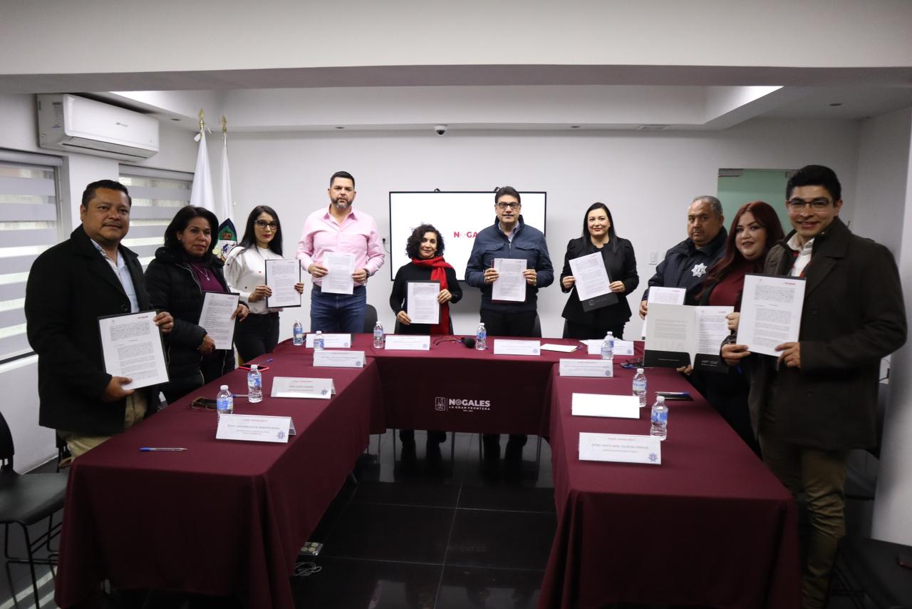 ACUERDA EL ALCALDE BECAS CON UNIVERSIDAD VIZCAYA