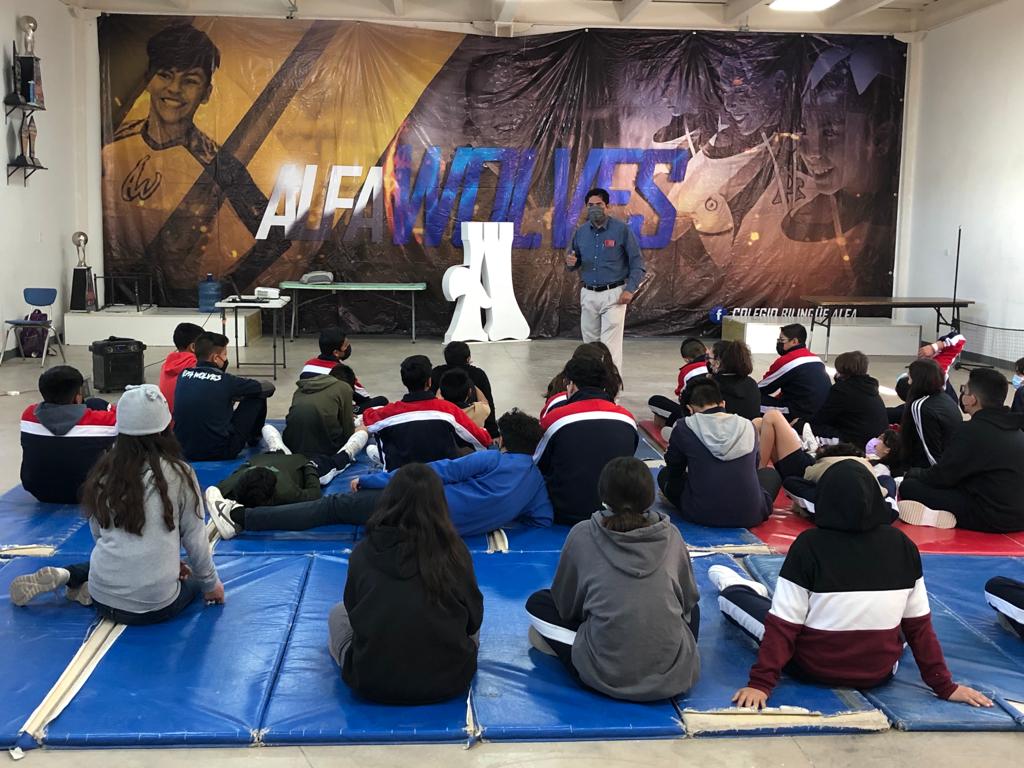 PREVIENEN ENFERMEDADES EN ADOLESCENTES