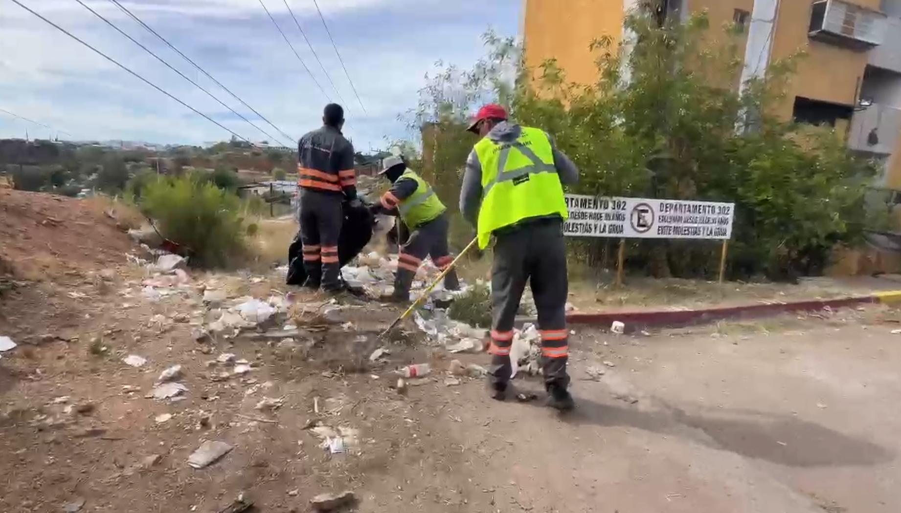 Retiran 20 toneladas de basura en Fovissste II